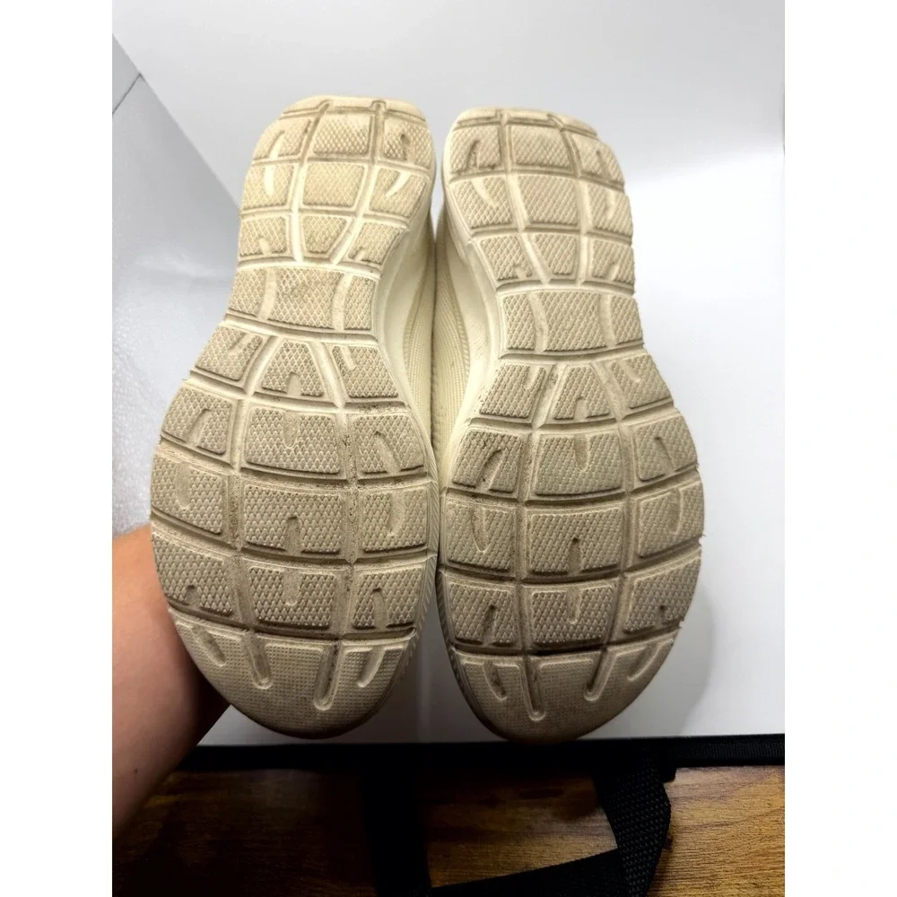 Skechers Memory Foam 99946MC‎ NAT Womens 9 Sneakers Beige Athletic Running Shoes